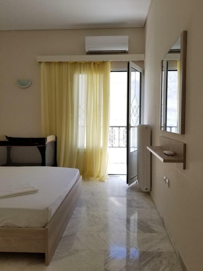 Galini Apartment Лутраки Екстериор снимка